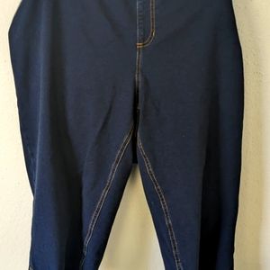 Catherines Denim plus size 3x 26/28w pull on knit jeans capris